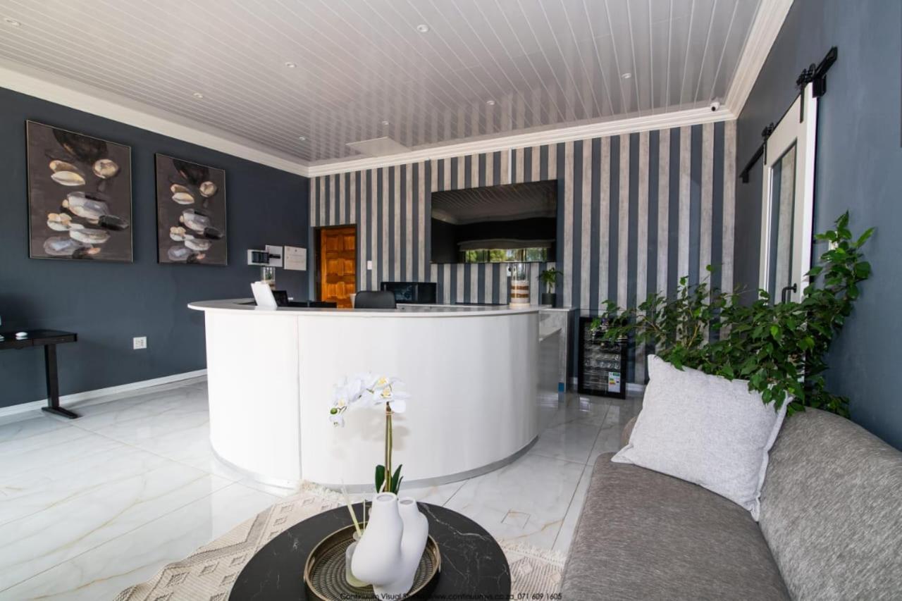 The Fine Line Lodge Pretoria-Noord Dış mekan fotoğraf